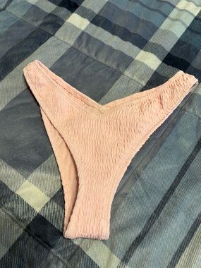 NWOT wild fable Light Pink Textured V-Front Swim Bottoms